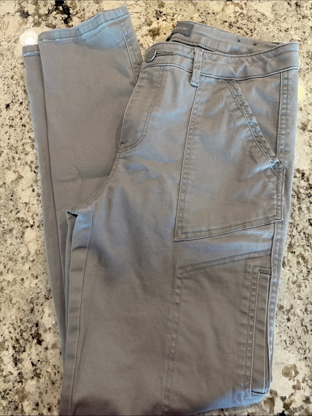 Wit & Wisdom Light Gray Cargo-Style Slim Pants